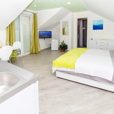 Niki Zvekovica Lejlighed *